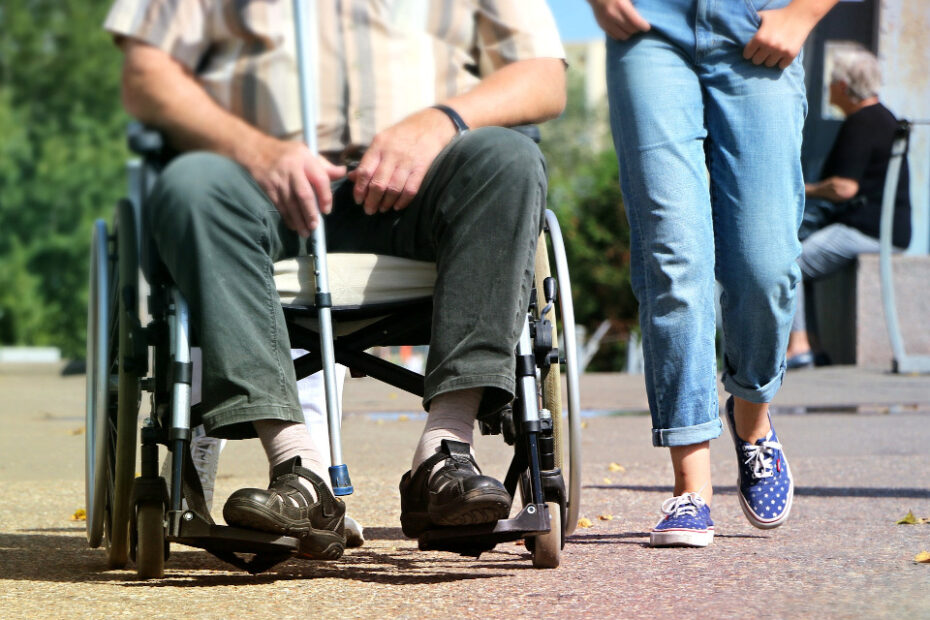 pixabay wheelchair freiwlliges sozialjahr